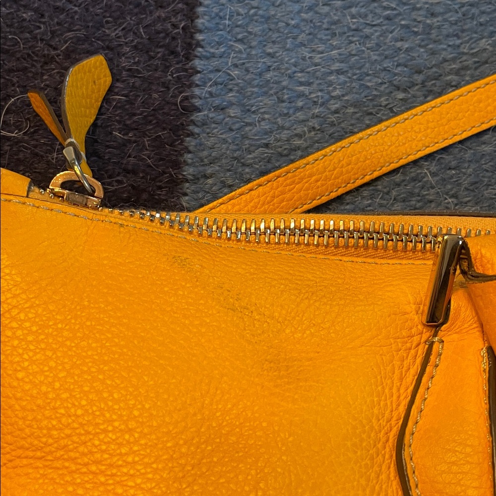 Tod's Mustard Yellow Leather Tote - Picture 2 of 8